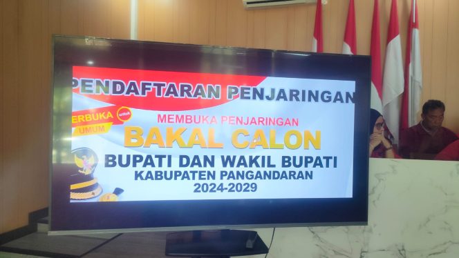 
					Poto: informasi pendaftaran calon bupati dan wakil bupati Pangandaran 