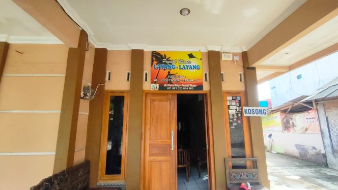 
					Poto: rumah penginapan pondok layang-layang 