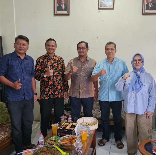 
					Poto: empat ketua partai sepakat berkoalisi 