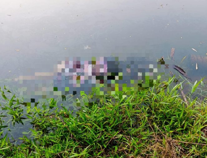 
					Mayat perempuan mengambang di sungai Pangandaran 