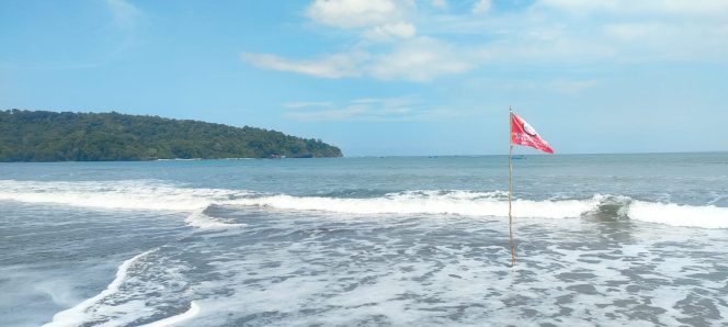 
					Pantai barat Pangandaran 