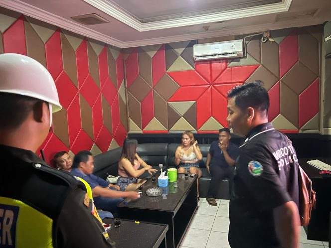 
					Oprasi gabungan di tempat hiburan malam di pangandaran 
