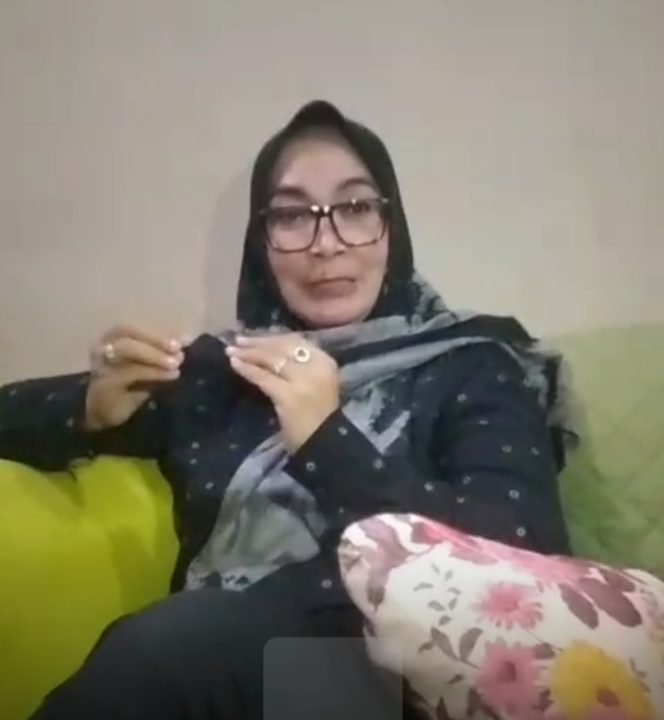 
					Kader militan partai Golkar Pangandaran, Ade Ruminah 