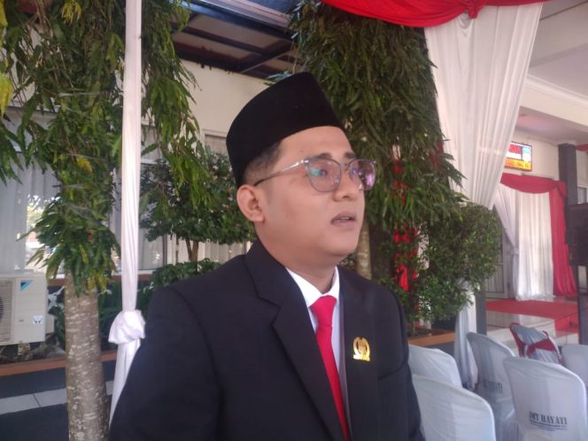 
					Husni Anggota DPRD Termuda di Pangandaran, Ini Pesananya