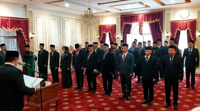 
					Awal 2025 Ini, 9 Pejabat Eselon Dua Dilantik Bupati Pangandaran