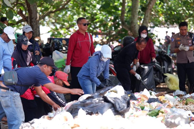 
					Penanganan Sampah di Pantai Pangandaran, IJTI Beri Masukkan Ini!