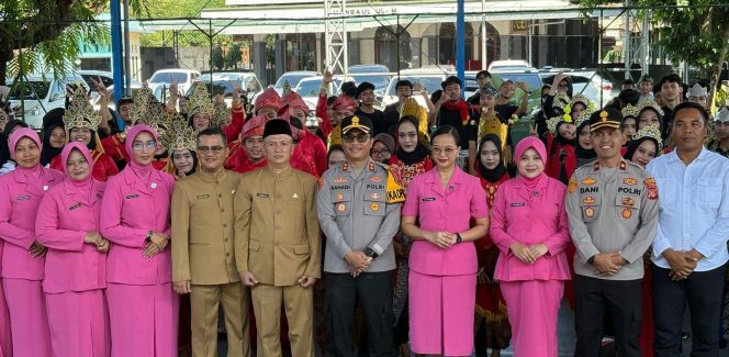 
					Hardiknas, Kapolres Banjar Kunjungi SMA Negeri 1 Banjar