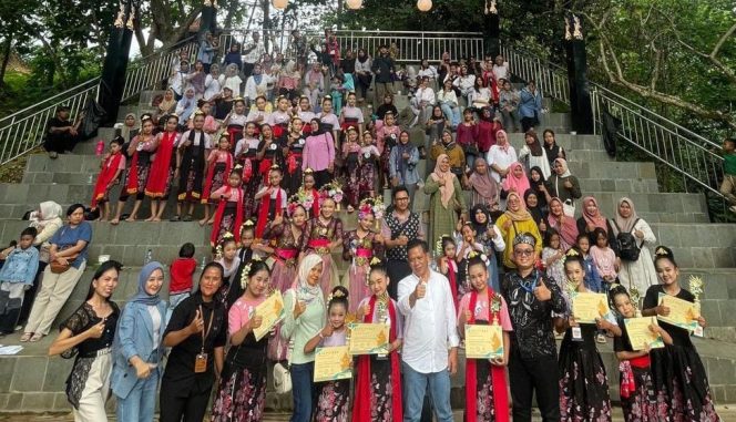 
					Tari Parigel 2025 di Pantai Batu Karas Pangandaran Kenalkan Wisata dengan Budaya Priangan Timur