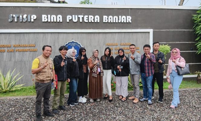 
					Keceriaan Mahasiswa STISIP BP Kota Banjar Gelar SLKL ke Pemprov DIY