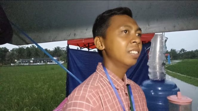 
					Semangat Ramadan, Penjual Sate Aci Bakar di Padaherang Ramaikan CFD