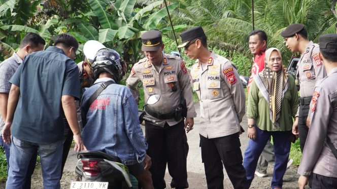 
					Polres Banjar dan Pemkot Gotong Royong Perbaiki Jembatan Gantung Penghubung Jabar–Jateng