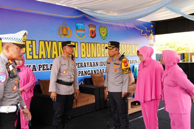 
					Kapolres Cek Pospam Operasi Ketupat Lodaya 2026, di Jalur Wisata Pangandaran