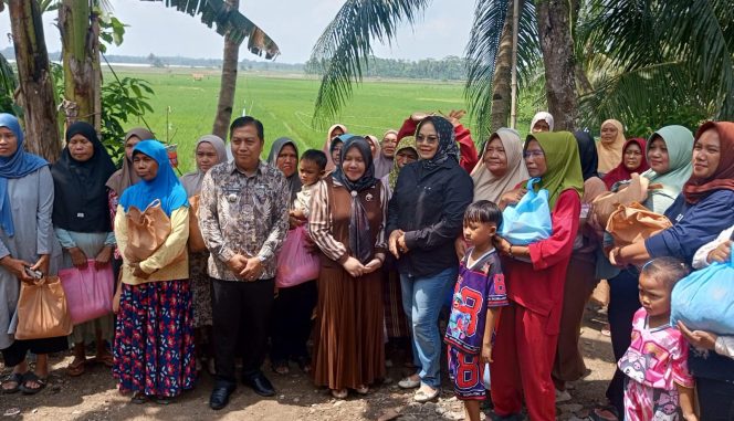 
					Baksos Anggota DPR Ida Nurlaela Bersama Hesti Mulyati Bangun Kembali Rumah Terdampak Bencana di Pangandaran